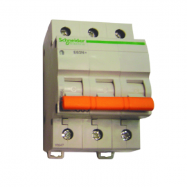 Прекъсвач Е63N+ 3P 6А